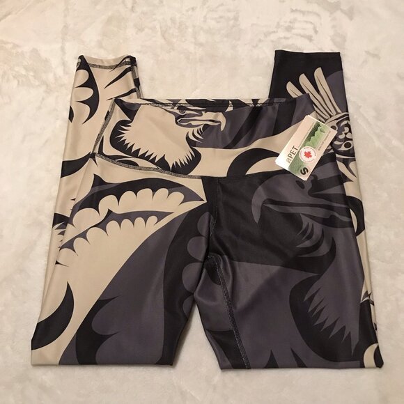 Granville Island Treasures Eagle Gold Full Length Leggings Size Small - Picture 6 of 10